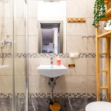 Victus Apartamenty, Riviera Апартаменти *